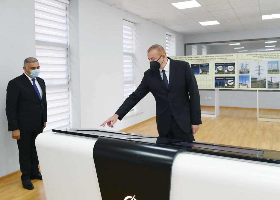Prezident İlham Əliyev “Azərişıq” ASC-nin Balakən Avtomatik İdarəetmə və Nəzarət Mərkəzinin istifadəyə verilməsi tədbirində iştirak edib (FOTO) (YENİLƏNİB)