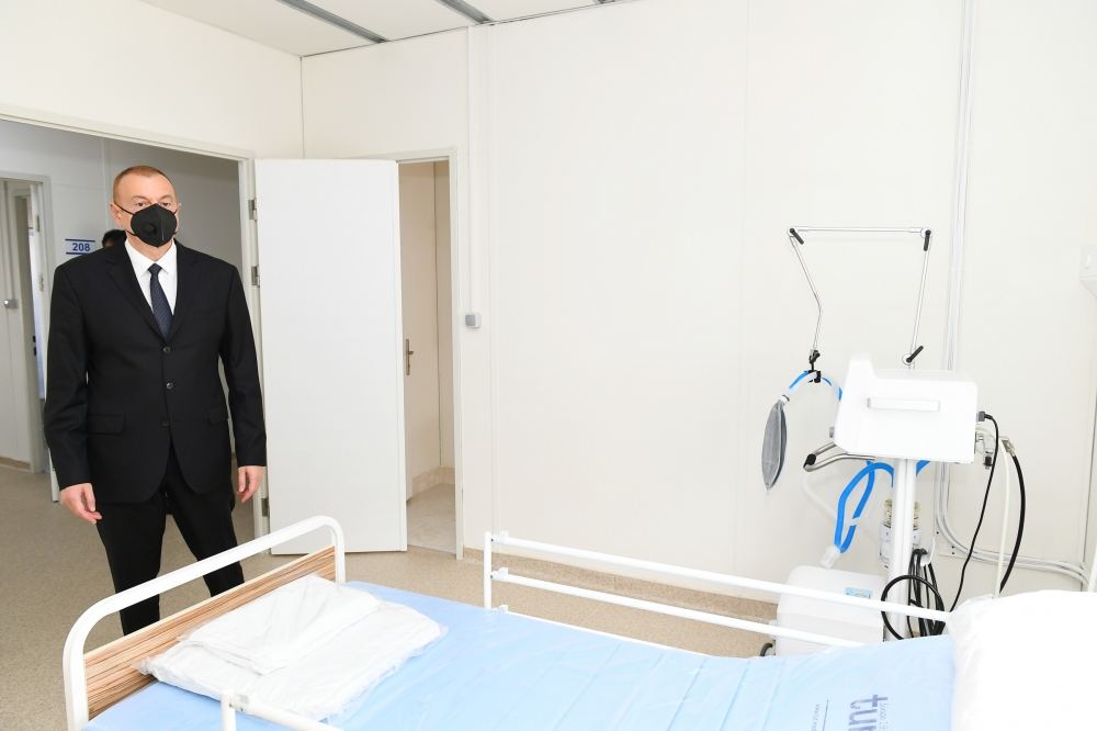 Prezident İlham Əliyev Şəkidə modul tipli xəstəxanada yaradılan şəraitlə tanış olub (FOTO) (YENİLƏNİB)