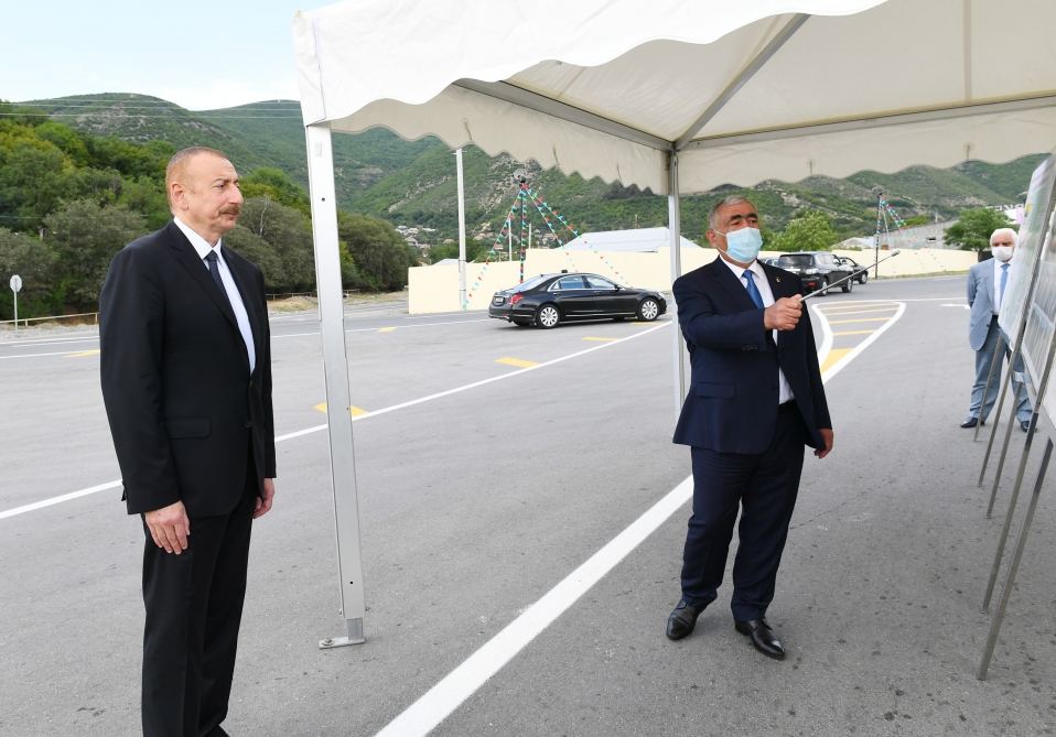 Prezident İlham Əliyev Şəkidə Qoxmuq-Baltalı-Babaratma-Qaradağlı-Qudula-Daşüz avtomobil yolunun açılışında iştirak edib (FOTO) (YENİLƏNİB)