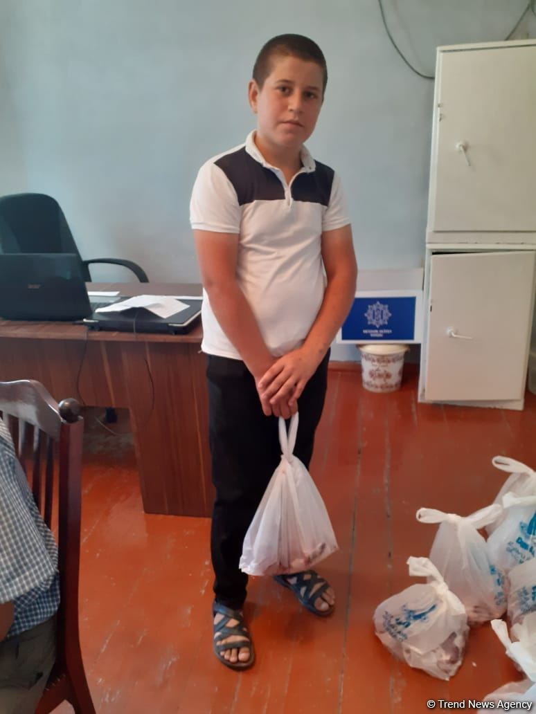Deputat Sevil Mikayılovanın təşəbbüsü ilə Xudat sakinlərinə Qurban  sovqatları paylanılıb (FOTO)