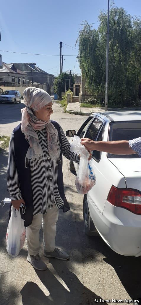 Deputat Sevil Mikayılovanın təşəbbüsü ilə Xudat sakinlərinə Qurban  sovqatları paylanılıb (FOTO)