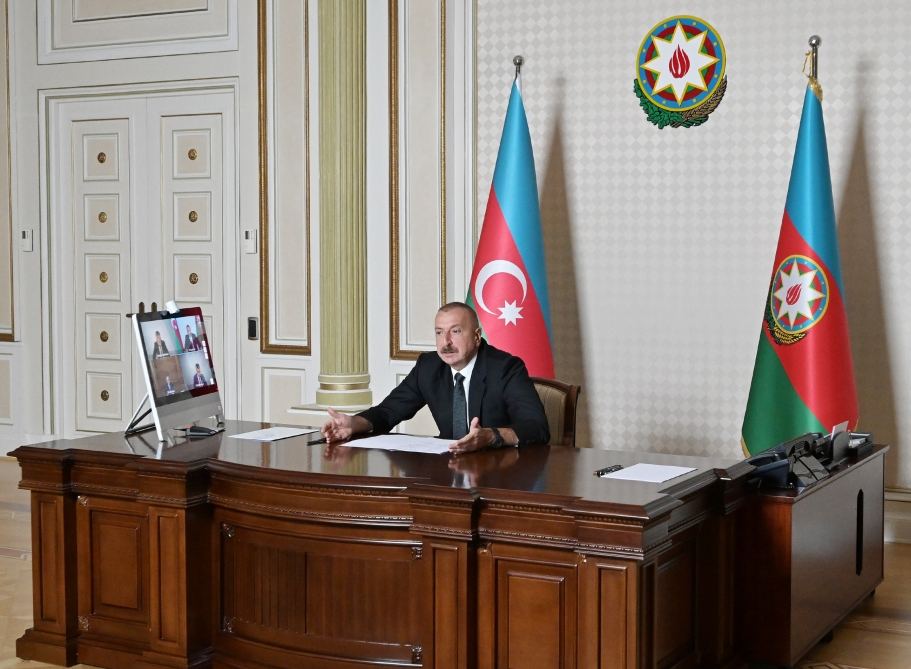 Prezident İlham Əliyev koronavirusla mübarizə sahəsində görülən tədbirlər və sosial-iqtisadi vəziyyətlə bağlı videoformatda müşavirə keçirib (FOTO) (YENİLƏNİB 2)
