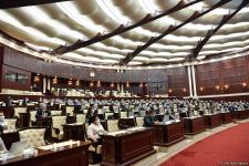 Milli Məclisin növbədənkənar sessiyası başa çatdı (FOTO)