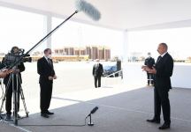 Prezident İlham Əliyev “Qarabağ” yatağının dayaq blokunun dənizə yola salınması mərasimində iştirak edib (FOTO/VİDEO) (YENİLƏNİB 2)