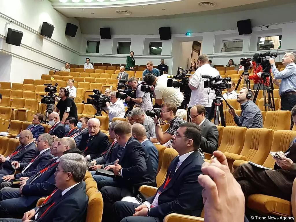 İlkin nəticələrə görə Lukaşenko səslərin 80,23 faizini toplayıb - Arzu Nağıyev