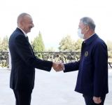 Prezident İlham Əliyev Türkiyənin Milli Müdafiə nazirinin başçılıq etdiyi nümayəndə heyətini qəbul edib (FOTO/VİDEO) (YENİLƏNİB)