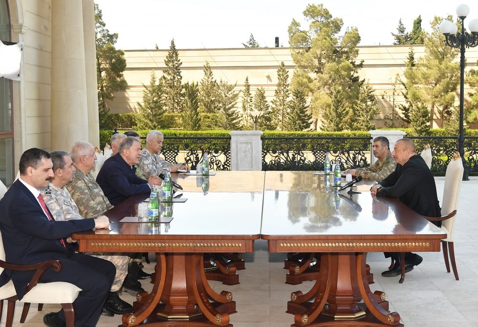 Prezident İlham Əliyev Türkiyənin Milli Müdafiə nazirinin başçılıq etdiyi nümayəndə heyətini qəbul edib (FOTO/VİDEO) (YENİLƏNİB)