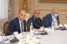 Bir qrup tanınmış mədəniyyət və incəsənət xadimi ilə görüş keçirilib (FOTO)