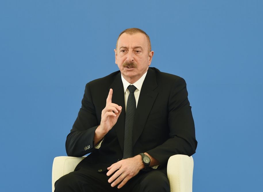Prezident İlham Əliyev: Bu gün dünyanın ən böyük enerji şirkətləri Azərbaycanda bərpaolunan enerji növlərinin istehsalına maraq göstərir
