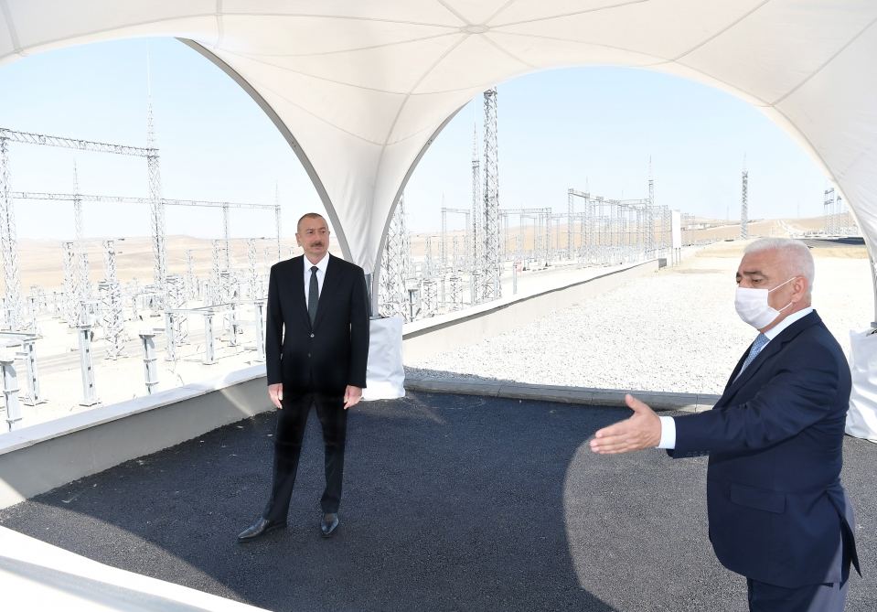 Prezident İlham Əliyev “Qobu” elektrik yarımstansiyasının tikintisi ilə tanış olub (FOTO) (YENİLƏNİB 2)