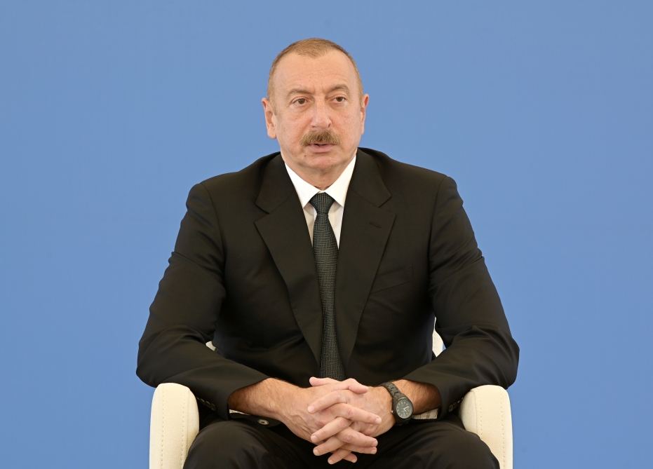 Prezident İlham Əliyev: Ölkəmizin elektroenergetika sahəsi öz sürətli inkişaf dövrünü yaşayır və bu, bizim inkişafımızın əsas şərtidir