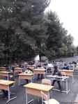 Ağsuda şagirdlər açıq havada imtahan veriblər (FOTO)