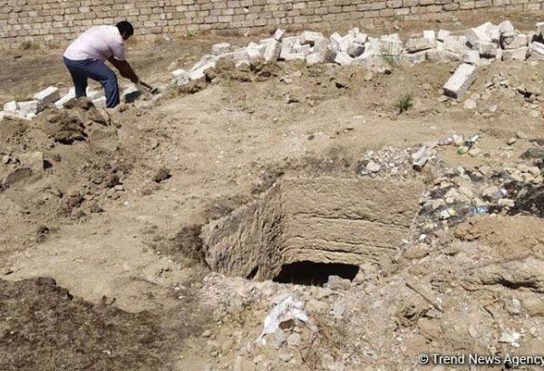Bakıda tarixi abidə qanunsuz zəbtdən xilas oldu (FOTO)