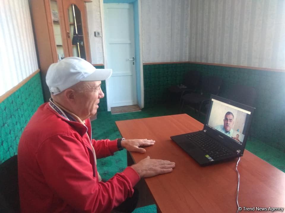 Deputat Arzu Nağıyev seçiciləri ilə görüşüb (FOTO)