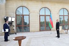 Prezident İlham Əliyev İranın Azərbaycanda yeni təyin olunmuş səfirinin etimadnaməsini qəbul edib (FOTO) (YENİLƏNİB)