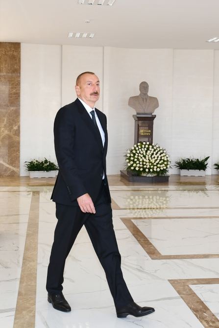 Prezident İlham Əliyev Sumqayıtda Peşə Təhsil Mərkəzinin açılışında iştirak edib (FOTO) (YENİLƏNİB)