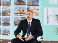 Prezident İlham Əliyev “Abşeron” yatağının dəniz əməliyyatlarının təməlqoyma mərasimində iştirak edib (FOTO/VİDEO) (YENİLƏNİB-2)