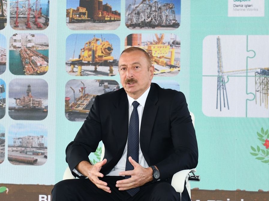 Prezident İlham Əliyev “Abşeron” yatağının dəniz əməliyyatlarının təməlqoyma mərasimində iştirak edib (FOTO/VİDEO) (YENİLƏNİB-2)