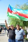 Binəqədidə yüzlərlə şəxs könüllü olaraq hərbi xidmətə yollanıb (FOTO)