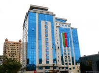 Bakı üçrəngli bayrağa bürünüb (FOTO)