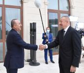 Prezident İlham Əliyev Türkiyənin Xarici İşlər nazirinin başçılıq etdiyi nümayəndə heyətini qəbul edib (FOTO) (YENİLƏNİB)