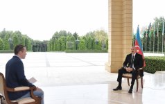 Prezident İlham Əliyev Rusiyanın “Pervıy Kanal” televiziyasına müsahibə verib (FOTO/VİDEO) (YENİLƏNİB)