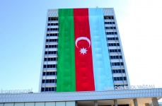 Üçrəngli bayrağımıza bürünmüş Bakı (FOTOSESSİYA)