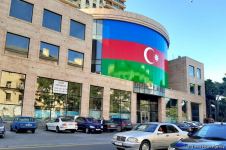 Üçrəngli bayrağımıza bürünmüş Bakı (FOTOSESSİYA)