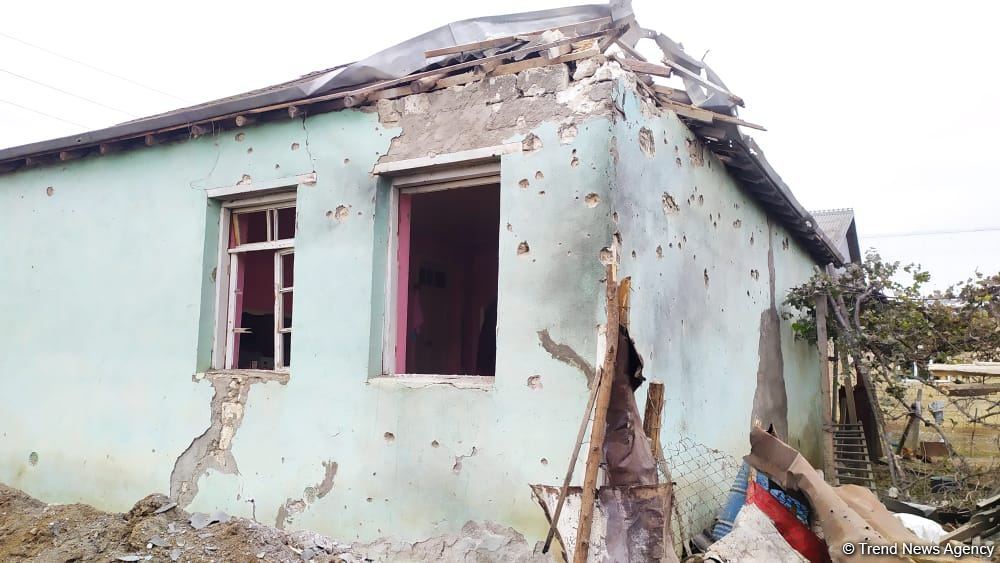 Ermənilər Ağdamın kəndlərini atəşə tutur, 3 evə mərmi düşüb (FOTO)