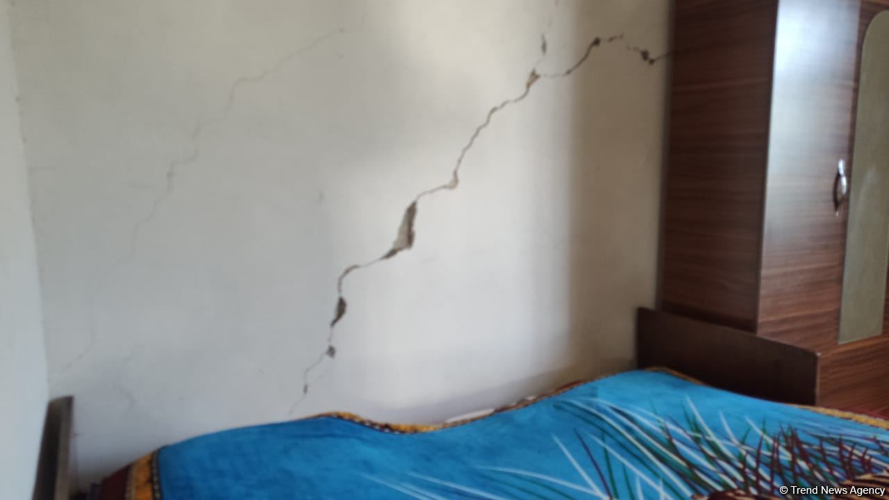 Düşmən Füzuli rayonunun yaşayış məntəqələrini raket atəşinə tutdu (FOTO)