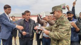 Xocavəndli məcburi köçkünlər bayraq yürüşü keçirdi (FOTO)