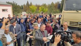 Xocavəndli məcburi köçkünlər bayraq yürüşü keçirdi (FOTO)