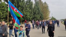 Xocavəndli məcburi köçkünlər bayraq yürüşü keçirdi (FOTO)