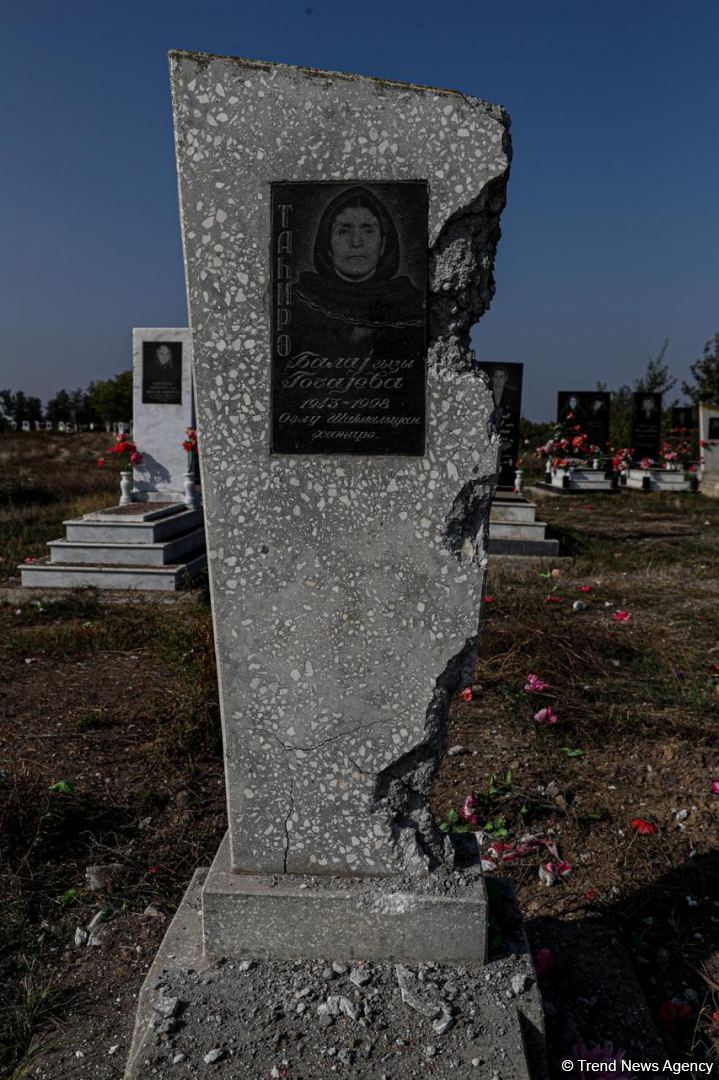 Ermənistan növbəti dəfə qəbiristanlığı atəşə tutdu (FOTO)