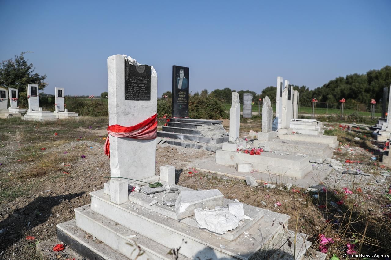 Ermənistan növbəti dəfə qəbiristanlığı atəşə tutdu (FOTO)