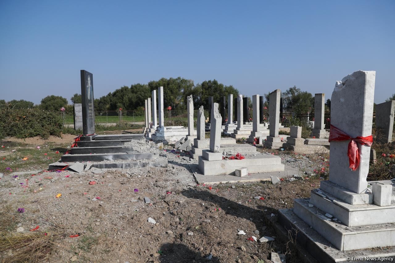 Ermənistan növbəti dəfə qəbiristanlığı atəşə tutdu (FOTO)
