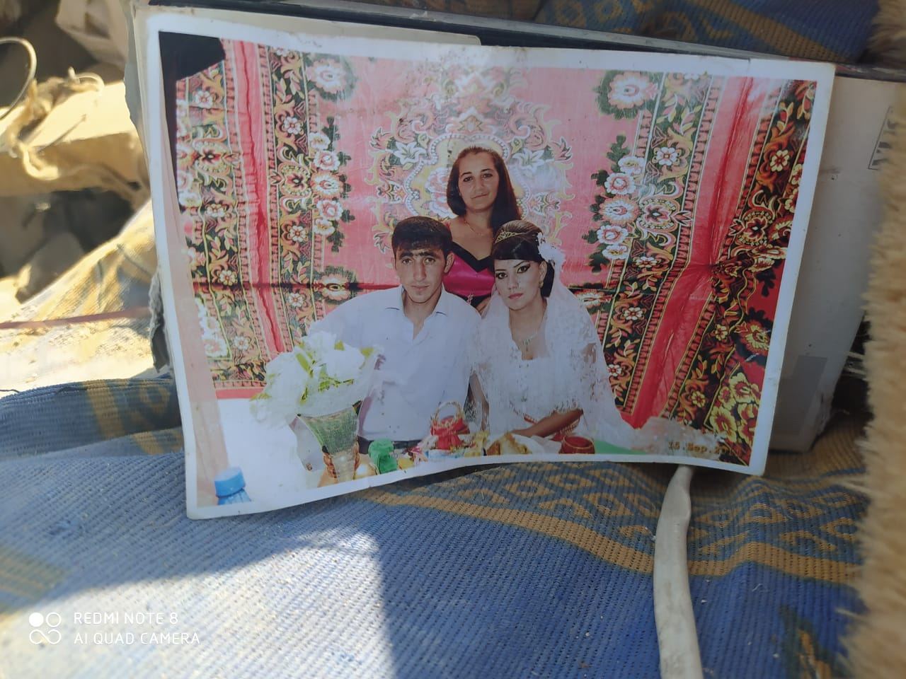 Dünyanın susqunluğu qarşısında danışan şəkillər  (FOTO)