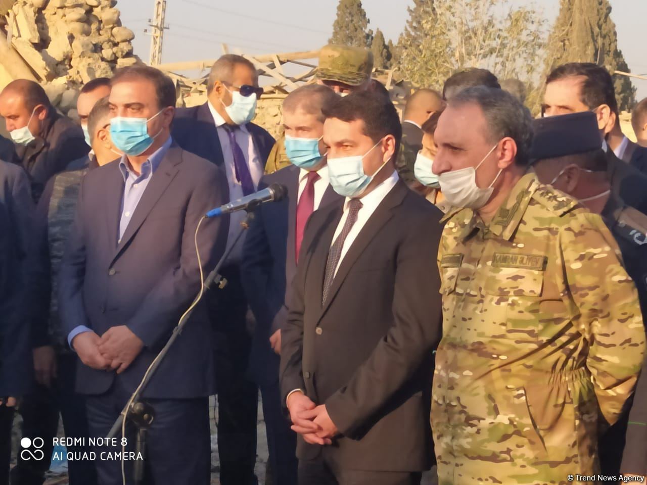 Hikmət Hacıyev və diplomatik korpusun nümayəndələri Gəncədə hadisə yerinə gəliblər (FOTO/VİDEO)