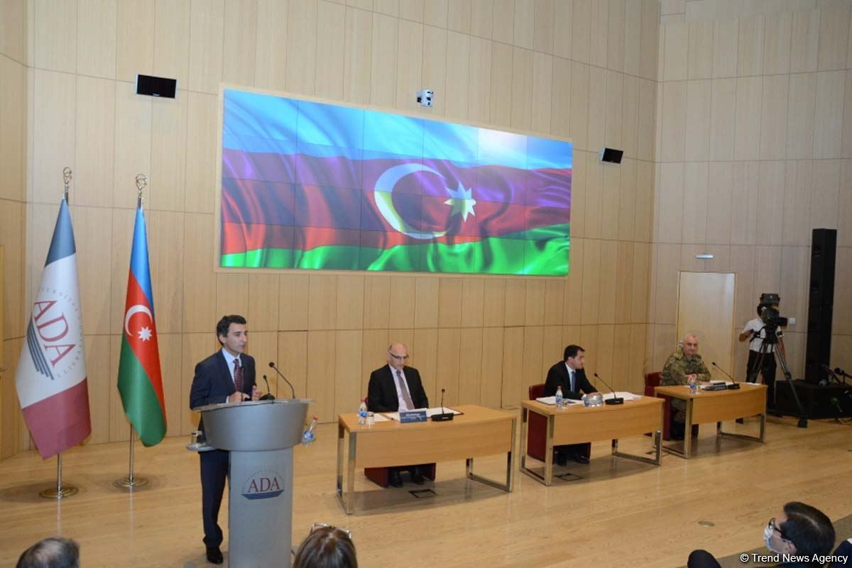 ADA Universitetində ermənilərin Gəncə terroru ilə bağlı diplomatlarla görüş keçirilib (FOTO)