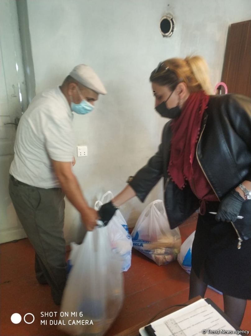 Deputat Sevil Mikayılovanın təşəbbüsü ilə Xudatda əsgər ailələrinə yardım paylanılıb (FOTO)
