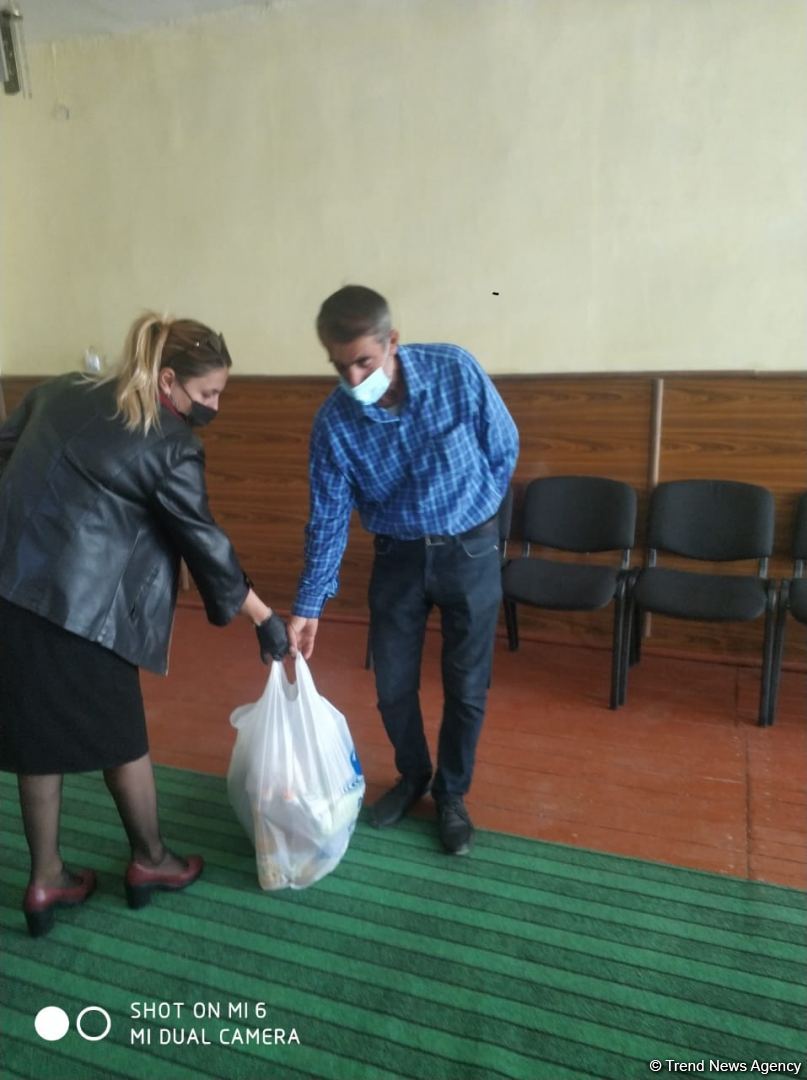 Deputat Sevil Mikayılovanın təşəbbüsü ilə Xudatda əsgər ailələrinə yardım paylanılıb (FOTO)