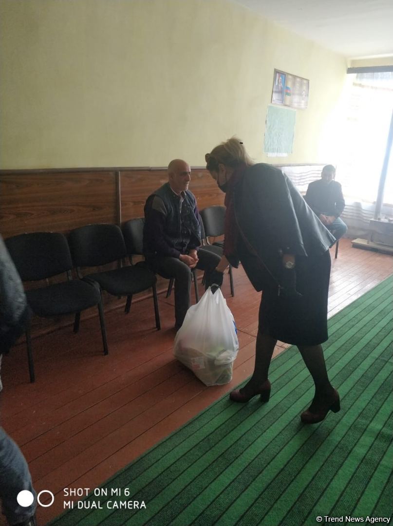 Deputat Sevil Mikayılovanın təşəbbüsü ilə Xudatda əsgər ailələrinə yardım paylanılıb (FOTO)