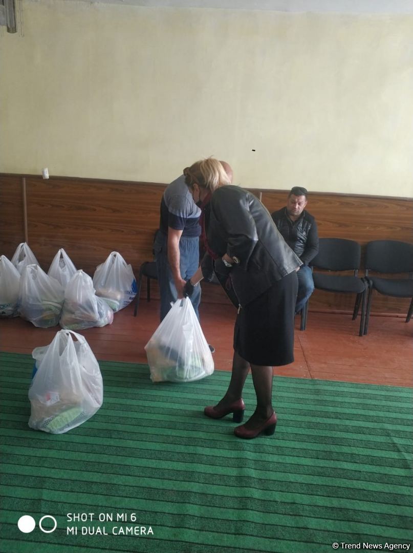 Deputat Sevil Mikayılovanın təşəbbüsü ilə Xudatda əsgər ailələrinə yardım paylanılıb (FOTO)