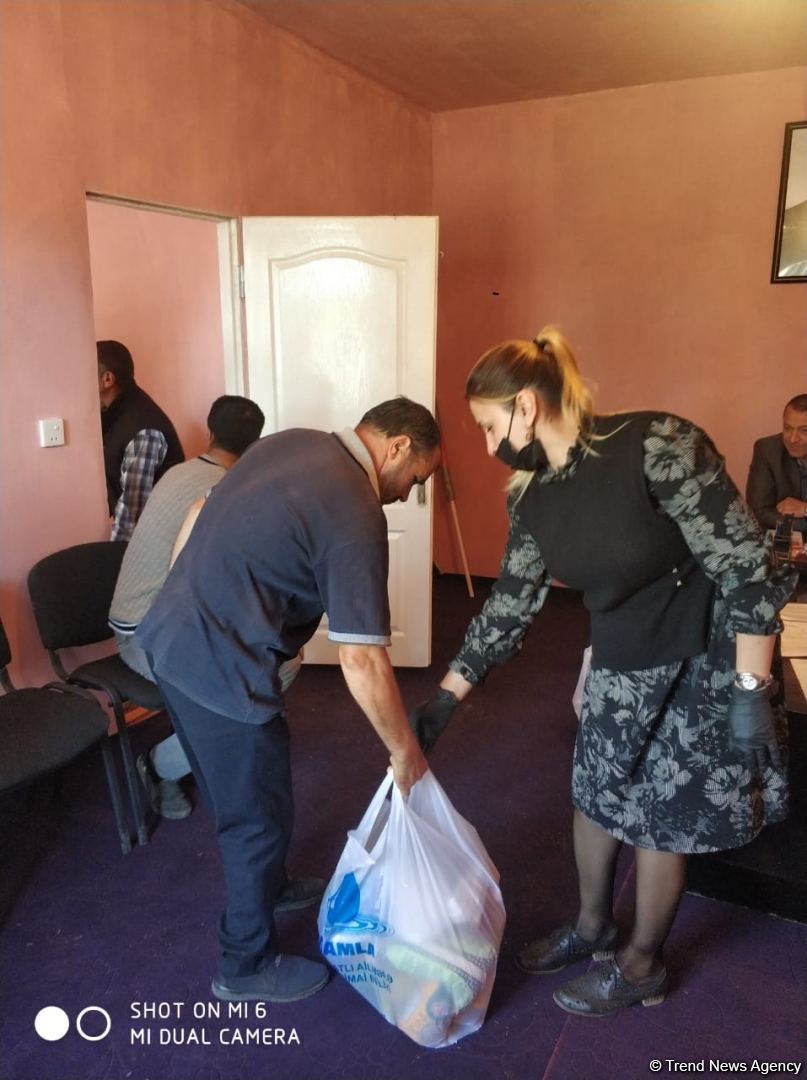 Deputat Sevil Mikayılovanın təşəbbüsü ilə Xudatda əsgər ailələrinə yardım paylanılıb (FOTO)