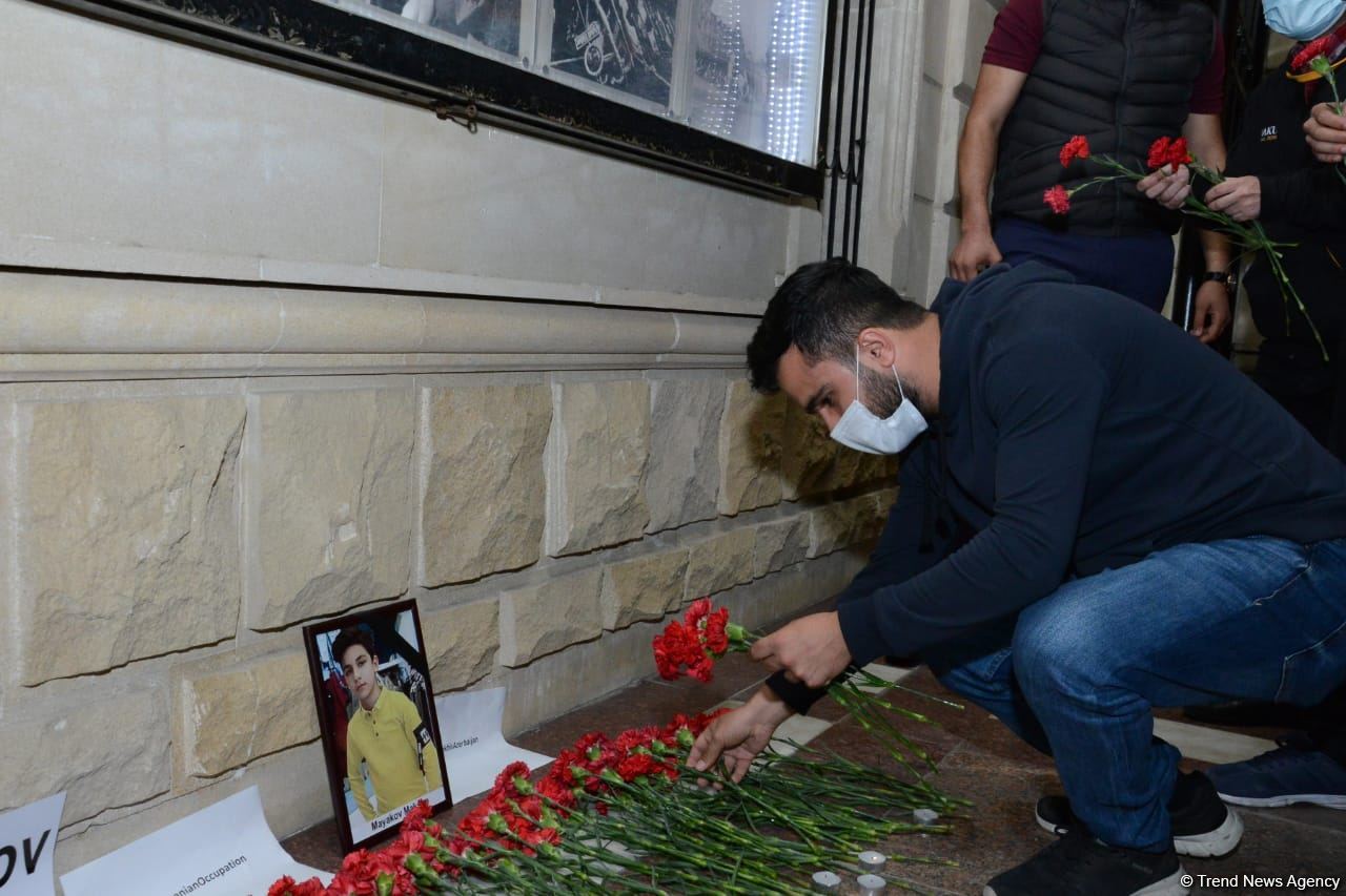 Gəncədəki erməni terroru nəticəsində həlak olan Rusiya vətəndaşının xatirəsi yad edilib (FOTO)