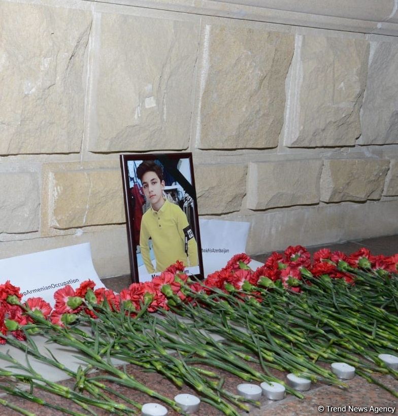 Gəncədəki erməni terroru nəticəsində həlak olan Rusiya vətəndaşının xatirəsi yad edilib (FOTO)