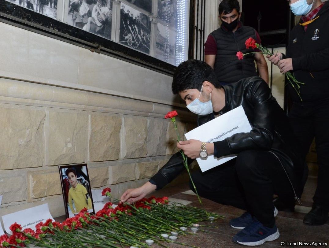Gəncədəki erməni terroru nəticəsində həlak olan Rusiya vətəndaşının xatirəsi yad edilib (FOTO)