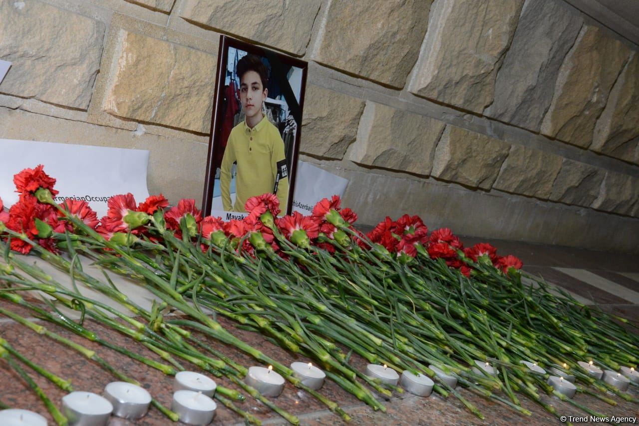 Gəncədəki erməni terroru nəticəsində həlak olan Rusiya vətəndaşının xatirəsi yad edilib (FOTO)