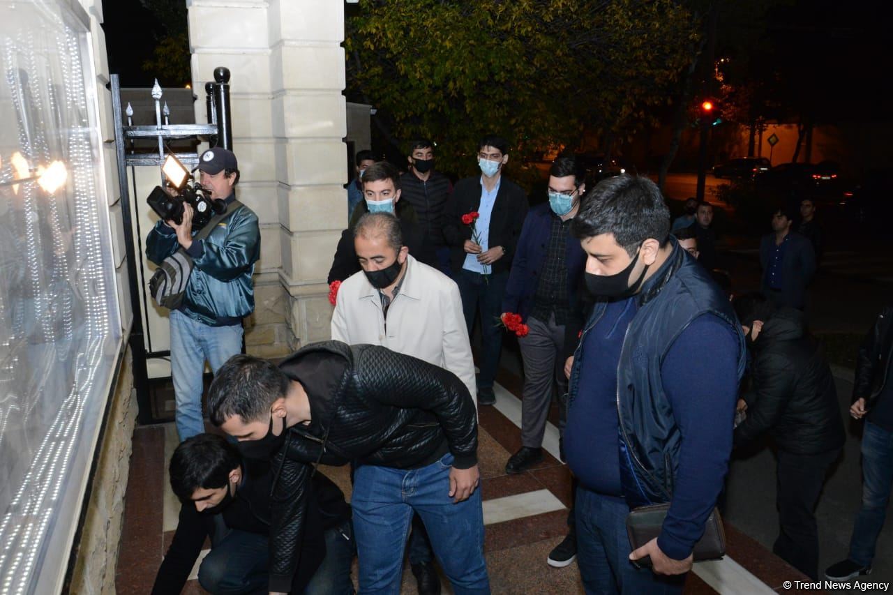 Gəncədəki erməni terroru nəticəsində həlak olan Rusiya vətəndaşının xatirəsi yad edilib (FOTO)