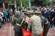 Dmitri Solntsev 2-ci Şəhidlər Xiyabanında dəfn olunub (FOTO) (ƏLAVƏ OLUNUB 3)